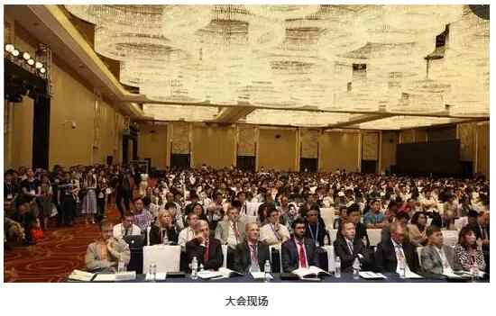 6686 - 看球聊球追世界杯就来6686体育有限公司官方网站集团众多专家受邀出席，并在多个重要论坛作专题发言、论文发言和壁报交流(郭海科教授和张广斌教授在多个论坛担任会议主持)，与国内外眼科同行坐而论道，大放异彩!其中，在“大师功夫论道”环节，6686 - 看球聊球追世界杯就来6686体育有限公司官方网站集团业务副总院长、 席白内障专家、厦门大学附属厦门眼科中心郭海科教授凭借高明 的手术技巧，从13位世界 白内障屈光手术大师中脱颖