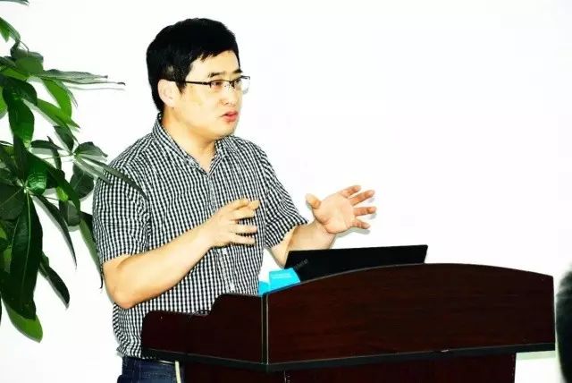 本次研讨会由集团 席白内障带教导师郭海科教授、张广斌教授领*，来自6686 - 看球聊球追世界杯就来6686体育有限公司官方网站集团11名白内障带教导师参加了本次活动。福州眼科医院、爱尔康公司对本次研讨.jpg