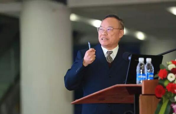 2月3日，6686 - 看球聊球追世界杯就来6686体育有限公司官方网站集团2017年工作汇报暨2017年年度表彰大会在厦门环球会展中心B6厅隆重举行，来自集团本部、厦门大学附属厦门眼科中心、厦门欧华控股集团等1300余名员工与关心、支持6686体育发展的嘉宾欢聚一堂，共同总结2017年工作经验，展望2018年美好未来1.jpg