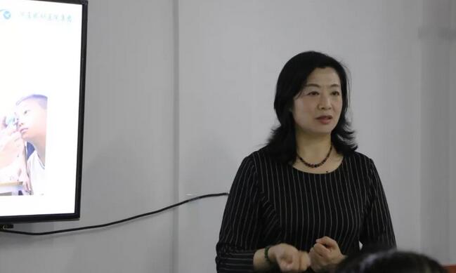 3月6日，20196686 - 看球聊球追世界杯就来6686体育有限公司官方网站集团小儿眼病与综合验光培训班在厦门举行，此次培训班为期8天，从小儿眼病及斜弱视到国内外验光模式纵观，从检影验光技巧手法到综合验光操作规范，从验光理论基础到儿童验光、眼病验光的差别和重点，系统验光知识无一不涵盖、无一不相授，为参会学员带来了一场高水准的知识盛宴3.jpg