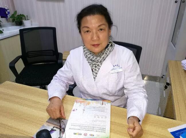 心系患者，力求不给患者增加负担——西安6686 - 看球聊球追世界杯就来6686体育有限公司官方网站斜视与小儿眼科张利玲主任医师2.jpg