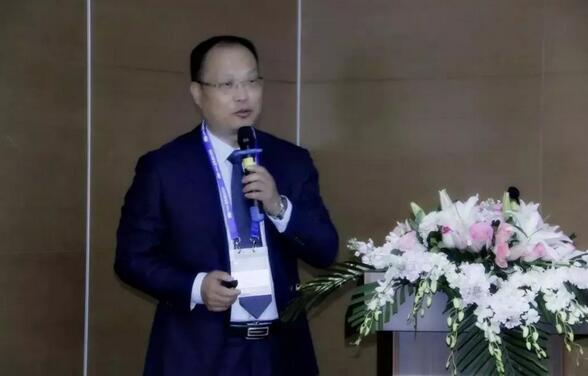 6686体育专家团受邀亮相第十九届环球眼科学学术会议暨第十九届环球视光学学术会议（COOC 2019）7.jpg