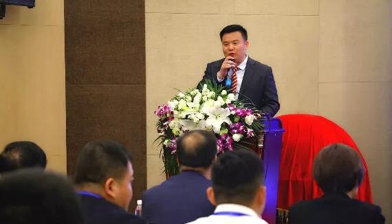 4月19日6686体育眼屈光学组会议暨青岛6686 - 看球聊球追世界杯就来6686体育有限公司官方网站第四届高峰论坛圆满召开4.jpg