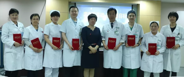 为进一步提升服务品质，树立 服务榜样 5月9日6686 - 看球聊球追世界杯就来6686体育有限公司官方网站举办“ 服务明星”表彰大会2.png