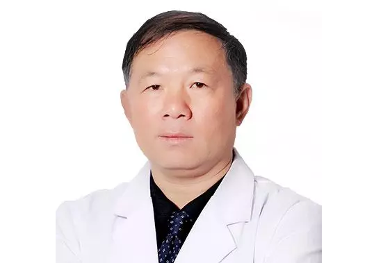 毕生愿望：让 位孩子眼异常及时发现，让 个患儿得到正规医治——杭州6686 - 看球聊球追世界杯就来6686体育有限公司官方网站张宏亮主任.png