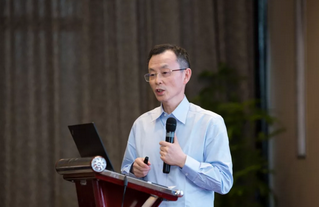 6月23日，由重庆6686 - 看球聊球追世界杯就来6686体育有限公司官方网站举办的“第三届6686体育论坛”在重庆翰文大酒店落幕， 该会议邀请10多位国内出名眼科专家进行学术演讲，并与现场近120名来自地县和其它地区的眼科同道们齐聚一堂，共同探讨当前眼科学领域的 学术研究成果、临床诊疗新技术以及未来的发展趋势等2.png