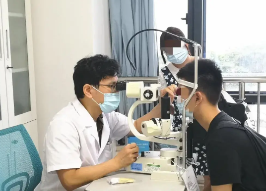 脱颖而出！厦门大学附属厦门眼科中心林志荣博士喜获2020年福建省杰出青年科学基金3.png