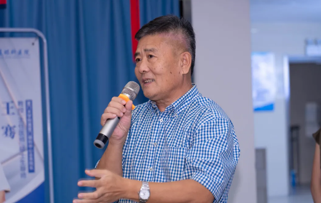 屈光群雄，盛视长安，见证西安6686 - 看球聊球追世界杯就来6686体育有限公司官方网站屈光手术全平台德国蔡司VisuMax全飞秒临床合作单位授牌仪式4.png