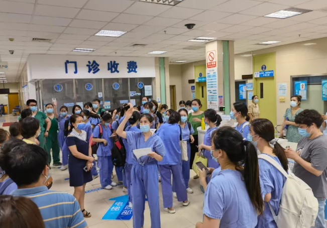 逆行天使，闻令而动！6686体育多支医疗队星夜驰援莆田抗疫最前线2.png